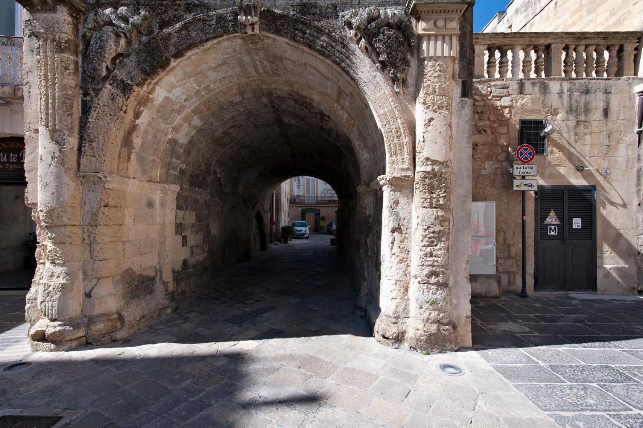 Casa Dell'Arco Old Town - Sit Apartment Lecce Zewnętrze zdjęcie